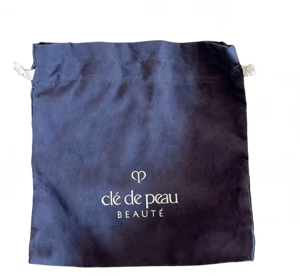Looking for an elegant drawstring pouch like this CPB cosmetic bag to elevate your brand packaging?